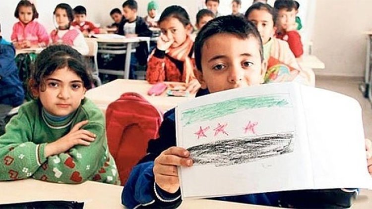 Tirkiye: Ji sedî 60ê koçberên Sûrî ditirsin zarokên xwe bişîninin dibistanan