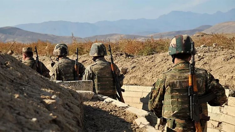 Li sînorê Azerbeycan û Ermenîstanê şer destpê kir
