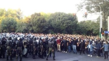 Di xwepêşandanên Rojhilatê Kurdistanê de çar kes hatin kuştin