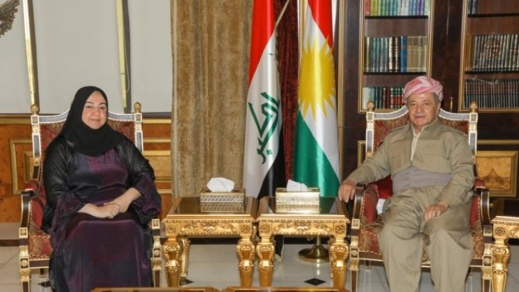 Rêwaz Fayeq: Em li gel Serok Barzanî rêkeftin ku destûr bi yekdengiya niştimanî bê nivîsandin