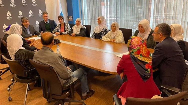 Malbatên girtiyên nexweş serdana partiyên siyasî dikin
