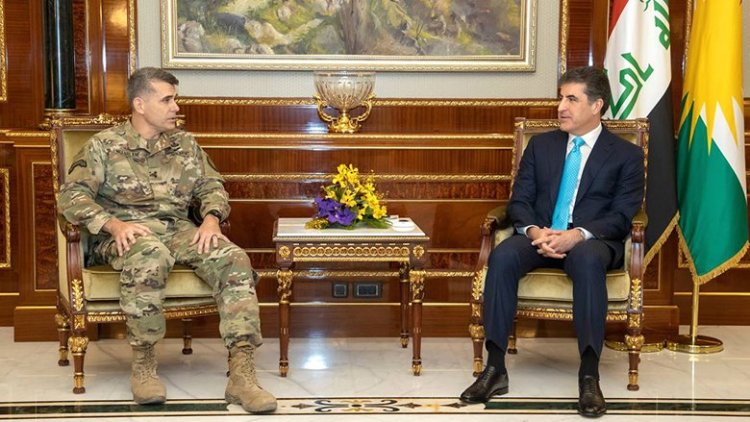 Nêçîrvan Barzanî ligel Fermandarê Giştî yê Hêzên Hevpeymanan civiya