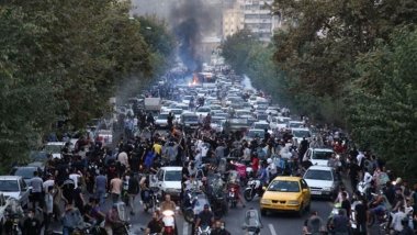 Almanyayê ji welatiyên xwe xwest ji Îranê derkevin