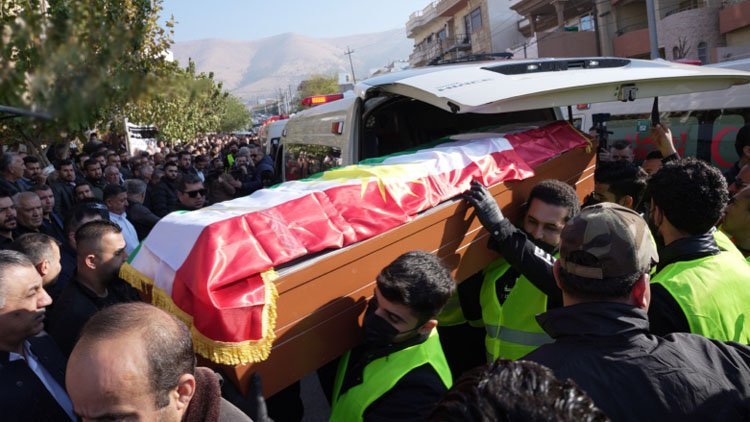 Cenazeyên 14 welatiyên di teqîna Silêmaniyê de canê xwe ji dest dan hatin veşartin