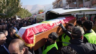 Cenazeyên 14 welatiyên di teqîna Silêmaniyê de canê xwe ji dest dan hatin veşartin
