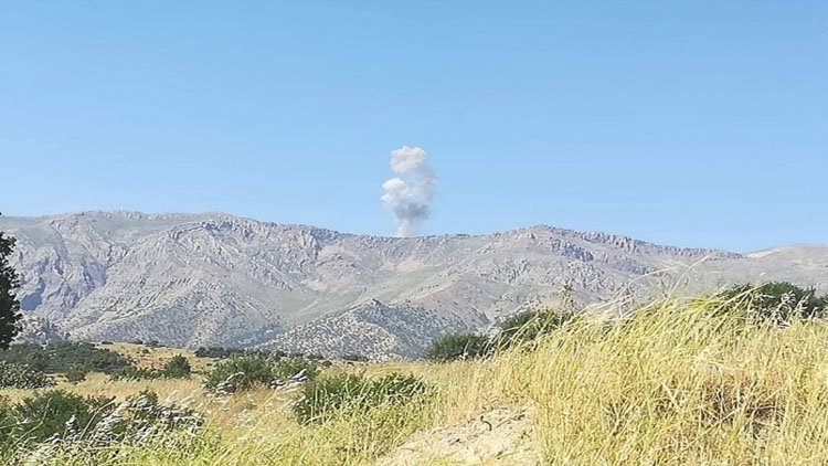 Sînorê Mawet hate bombebaran kirin