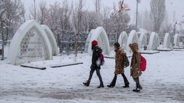 Li Wanê ji ber berfê dibistan hatin girtin