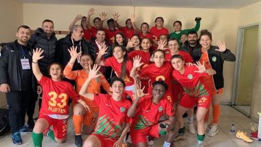 Tîma Jinan a Amedsporê li Îzmîrê biserket