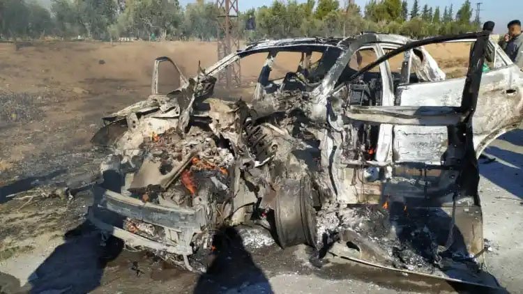 Otomobîlek li ser riya Qamişlo – Hesekê hat hedef girtin