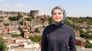 Rêvebereka AK Partiyê: Mafê zimanê zikmakî dê di Destûra Bingehîn de cih bigre