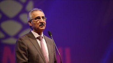 Mela Bextiyar: Bafil û Qubad Talebanî di şevekî de 11 milyon dolar pare li Başmaxê dest danîn ser