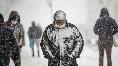 Li piraniya parêzgehên Bakurê Kurdistanê berf dibare