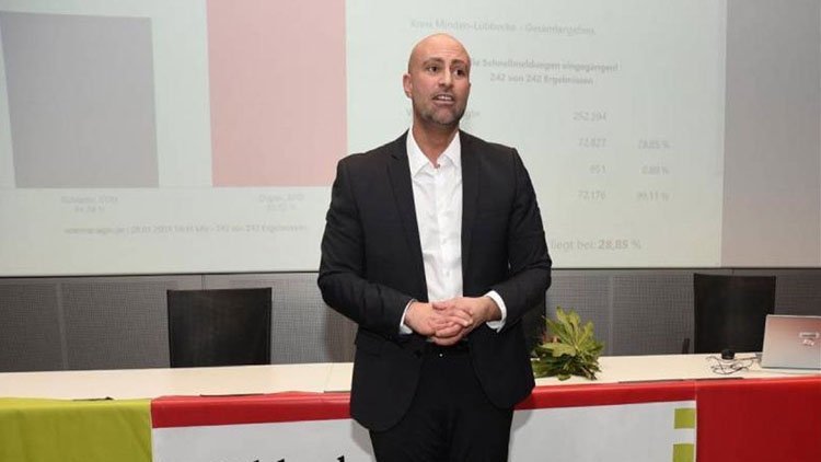 Li Almanyayê yekem car Kurdek bû qaymeqam
