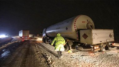 Ji ber berfê rêya di navbera Meletî û Sêwazê de hat girtin