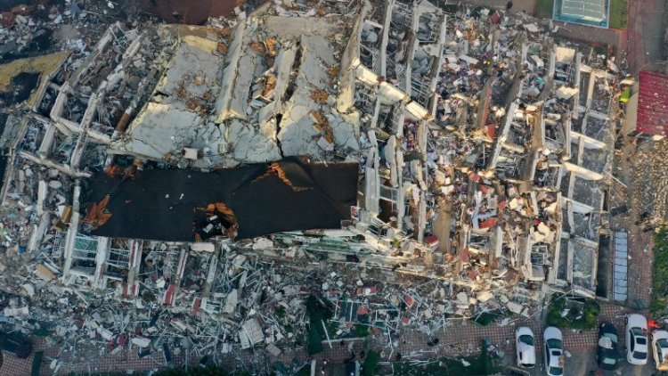 AFAD: Erdheja Mereş'ê bi qasî 500 bombeyên atomî wêranî kiriye