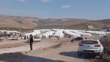 Qeter li gundê Hêgiçê yê Cindirêsê kampekê ava dike