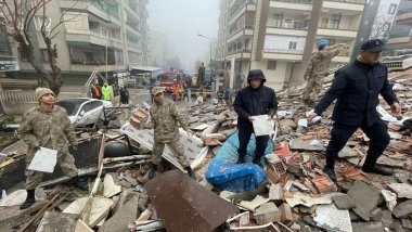 Bekîr Bozdag: Di lêpirsîna erdhejê de bo 184 kesan biryara girtinê hatiye dayîn