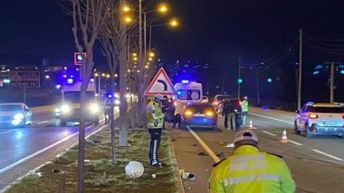 Amed: Otomobîlê li mexdûrên erdhejê da: 1 mirî, 1 birîndar