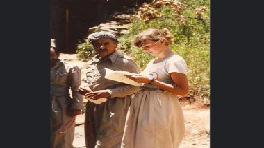 Hevjîna Qasimlo, Helen Krulich koça dawî kir