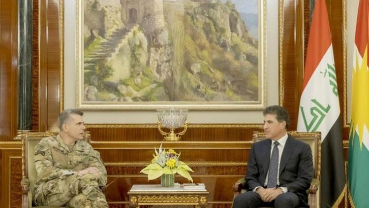 Generalê Amerîkî derbarê Pêşmergeyan de spasiya Nêçîrvan Barzanî kir