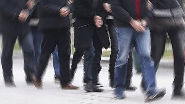 Hevserokê HDP'ê yê Rihayê û 11 kesên pê re hatin binçavkirin