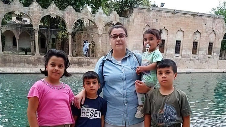 Jineke Efrînî û 4 zarokê wê ji aliyê grûpên çekdar ve hatine revandin