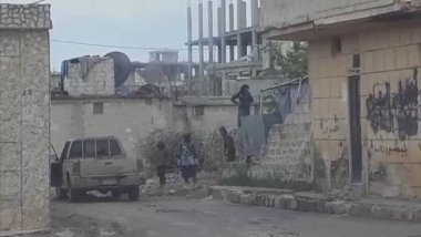 Li Cindirêsê Erebên hawirde hesinê avahiyên hilweşyayî didizin