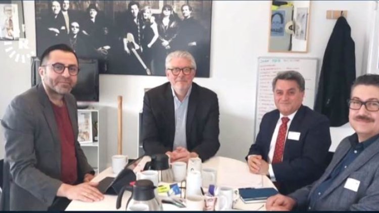 Şandeke Rêveberiya Xweser serdana Denmarkê kir