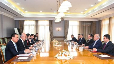 Mesrûr Barzanî serpereştiya civîneke taybet bi rêkxistina darayî ya giştî dike