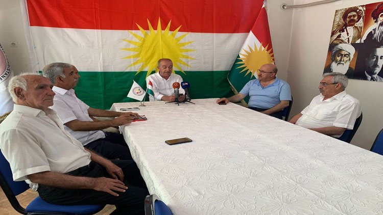 PAKê bi minsebeta 98emîn salvegera darvekirina Sêx Seîd û hevalên wî civîna çapemenîyê li dar xist