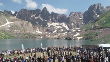 Pêncemîn Festîvala Cîlo û Golên Satê bi dîlan û govendên Kurdî bi dawî hat