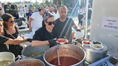 Kurdên Cihû Festîvala Kutilkan li dar xistin