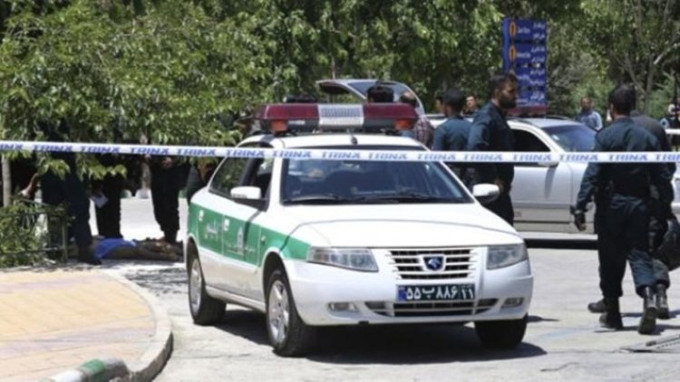 2 polîsên Îranê hatin kuştin