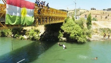 Li Zaxoyê 9 kes xeniqîne