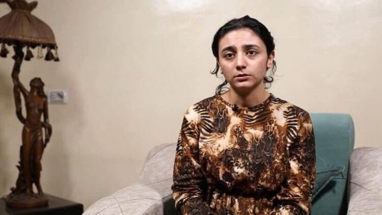 Keçeke Êzidî ji Kampa Holê hat rizgarkirin