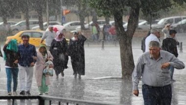 Li Bakurê Kurdistanê pileya germahiyê dadikeve û barana gur dest pê dike