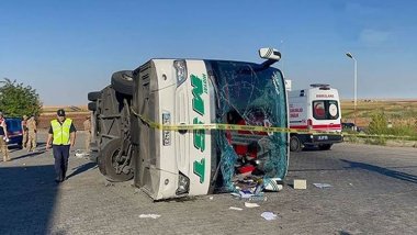 Li Rihayê qeza: 2 mirî, 25 birîndar