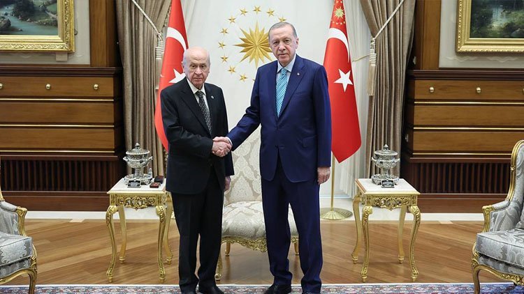 MHP û AK Partiyê li ser hilbijartinên xwecihî li hev kir