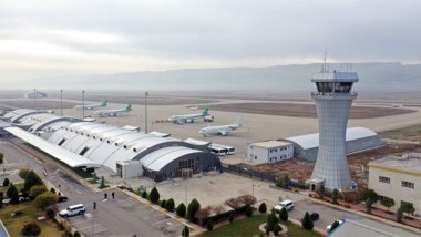 Tirkiyeyê rawestandina geştên asmanî ligel firokexaneya Silêmaniyê dirêj kir