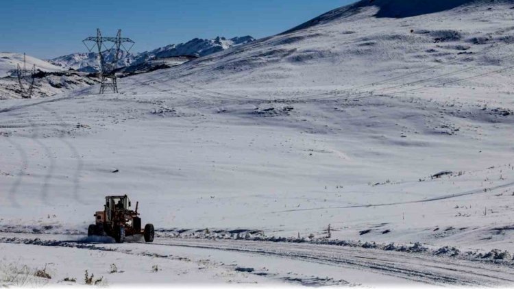 Li Wan, Colemêrg, Bidlîs û Mûşê rêyên 472 gundan ji ber berfê girtiye