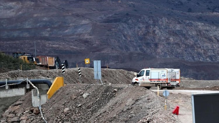 Xemsarî û sersarî eşkere dibin: 9 karker hîn jî winda ne