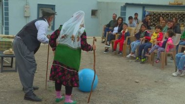 Koma Şanoyê ya Arêyaqayê ji bo zindîkirina Kirmanckî gund bi gund digere