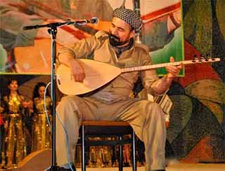  Kürtler Şiwan Perwer'i Sahiplenmeli