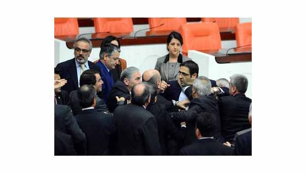  TBMM`de 'Kürdistan' tahammülsüzlüğü...!