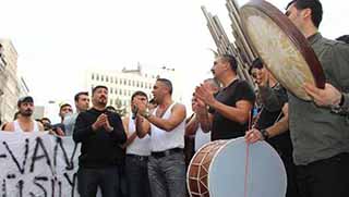 Sanatçılar Van için üşüdü