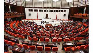 TBMM'de küfüre 'kırmızı' protesto