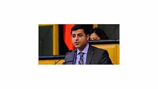 Demirtaş: 'Temiz Eller'den çok siyasi rekabete benziyor