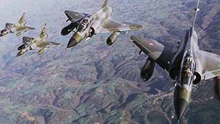 Lübnan Ordusu Suriye jetlerine ateş açtı  