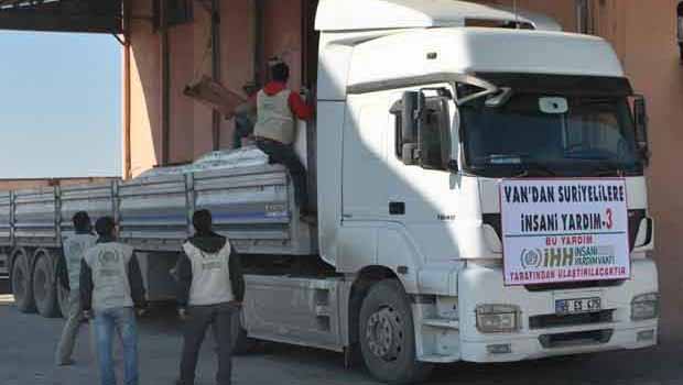 "İnsani Yardım Vakfı'nın yardım TIR'ında silah' iddiası