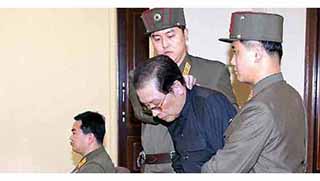 'Kuzey Kore lideri eniştesini köpeklere yedirtti'